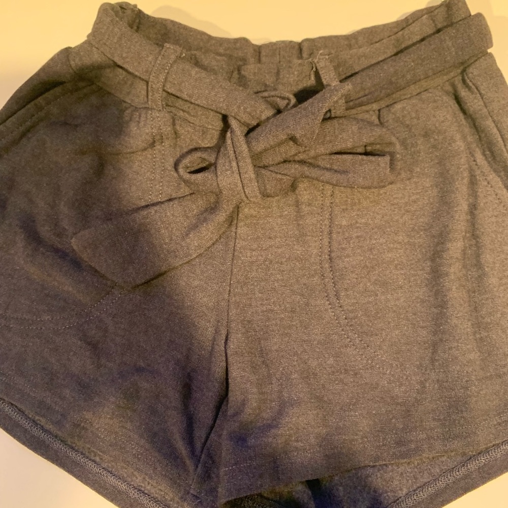 CHASER COMFY SHORTS